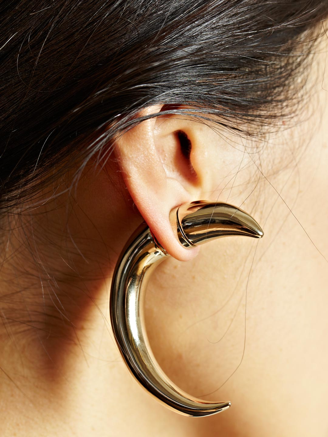 Givenchy Womens Magnetic Horn Earring In Metallic Lyst Gallery