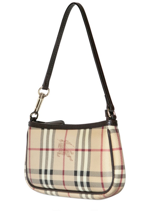 Burberry haymarket shoulder bag hotsell