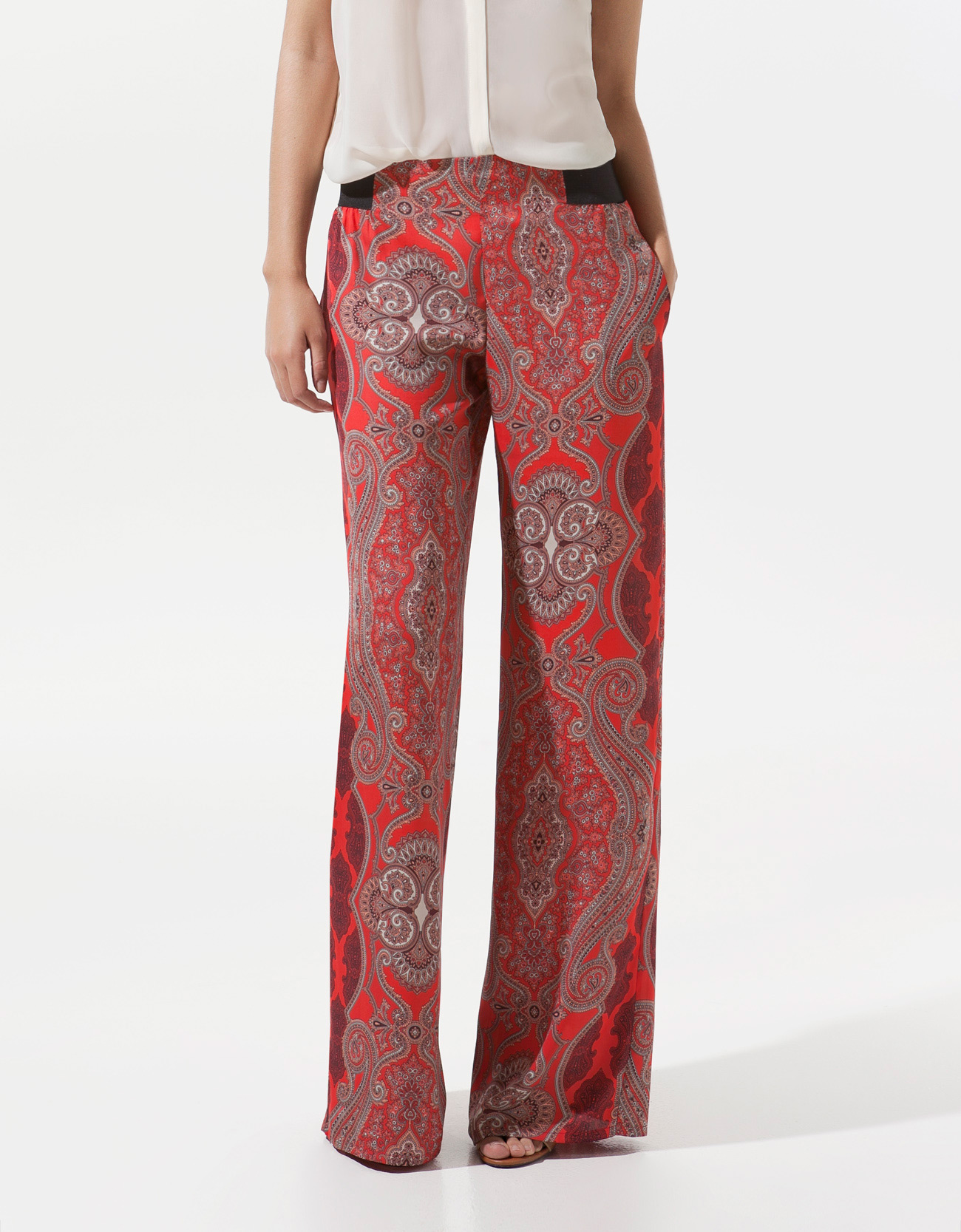 Zara Wide Paisley Print Trousers in Red | Lyst
