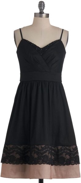 Modcloth The Evenings Surprise Dress in Black (champagne) | Lyst