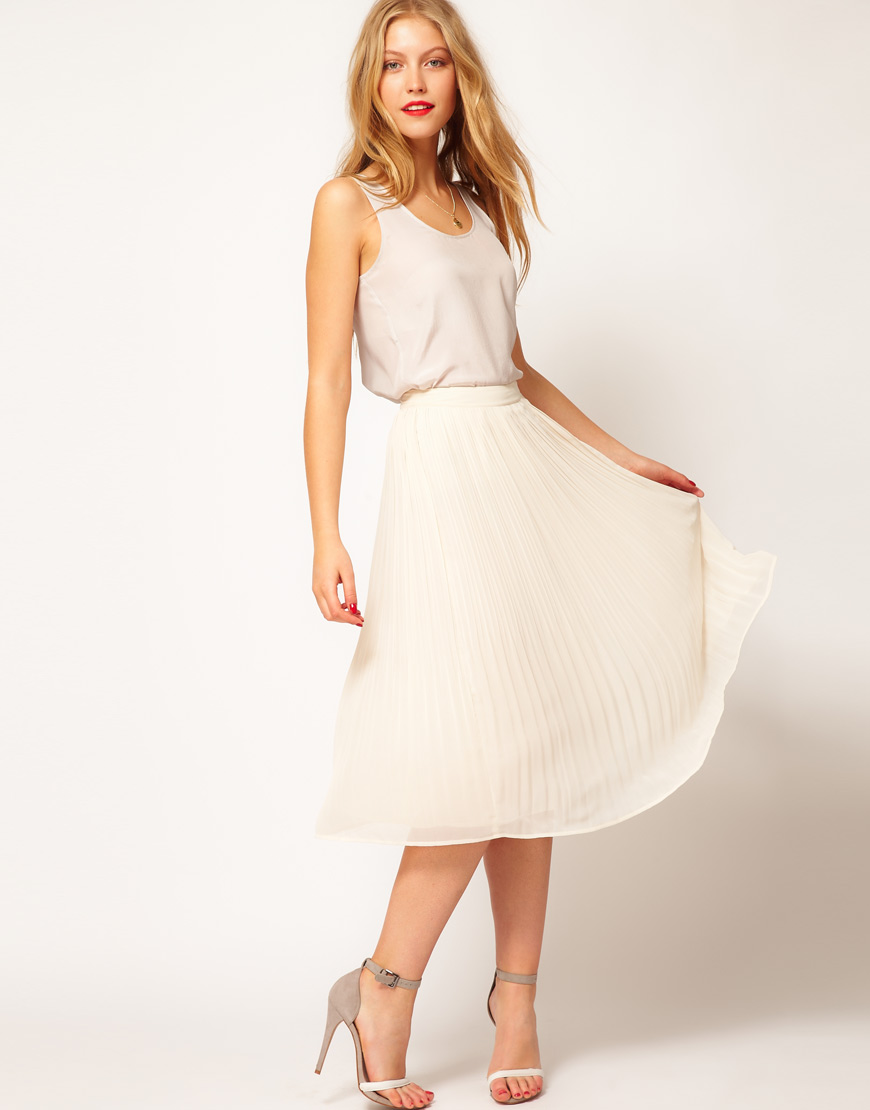 Asos Skirt with Soft Pleats in Beige (cream) | Lyst