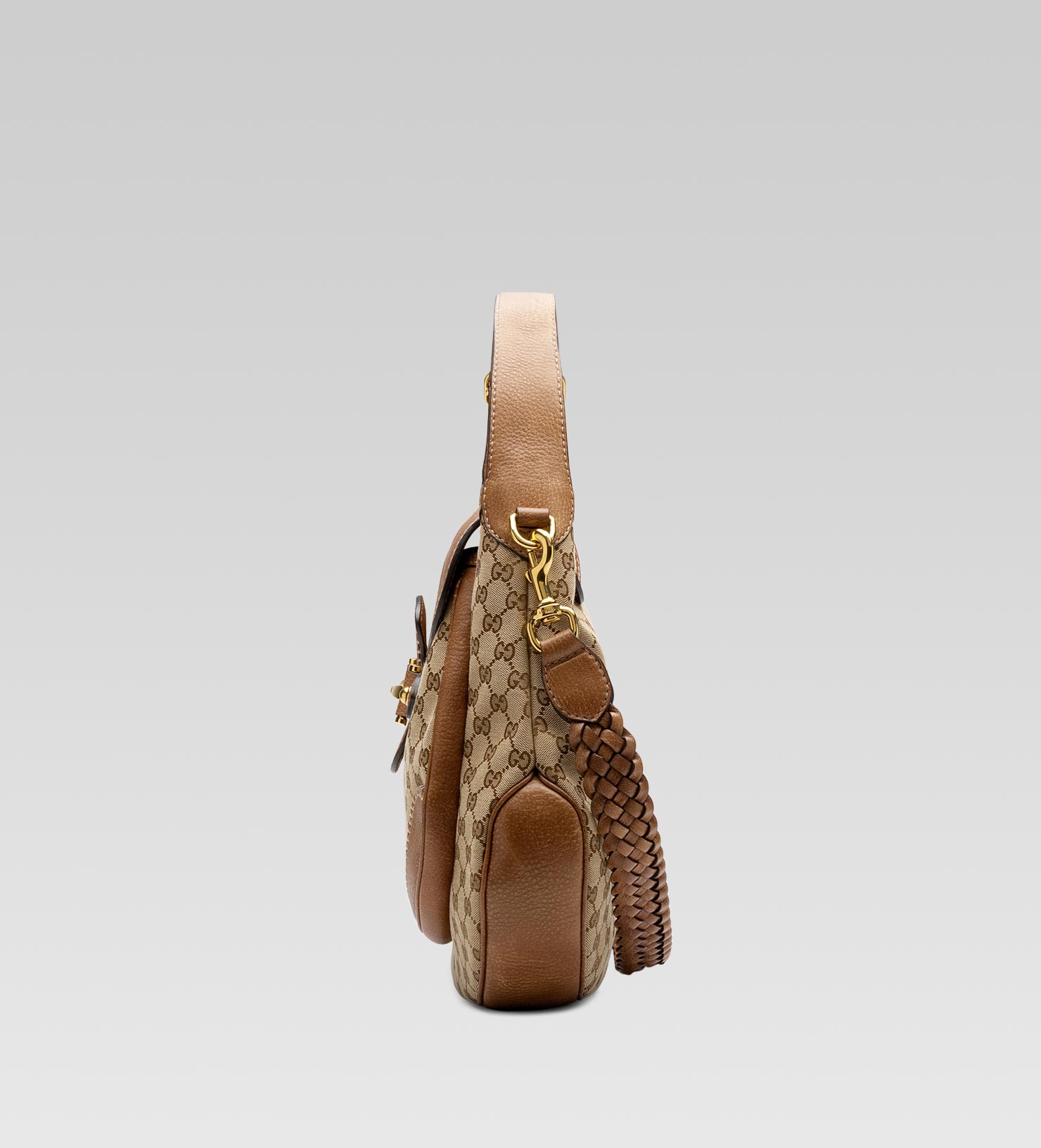 Gucci New Pelham Large Shoulder Bag with Horsebit Detail in Natural | Lyst