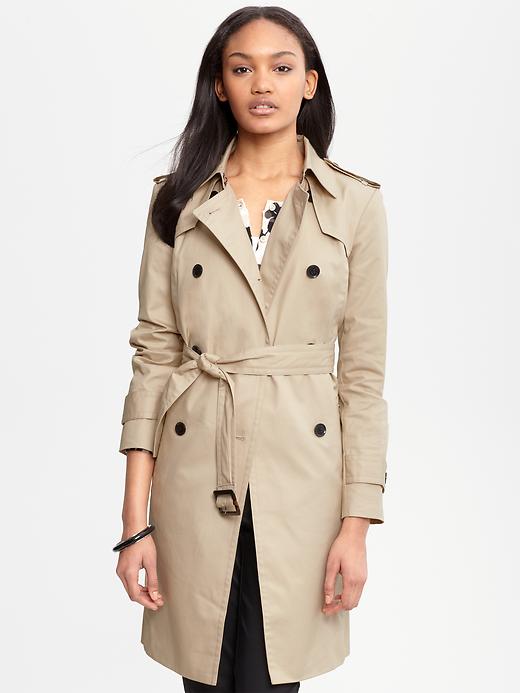 Banana Republic Classic Trench in Almond (Natural) | Lyst