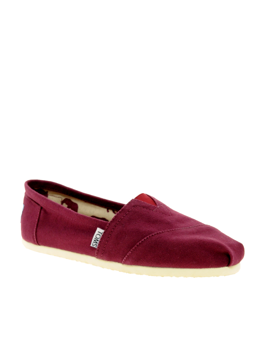 TOMS Classic Canvas Burgundy Flat Shoes in Red - Lyst