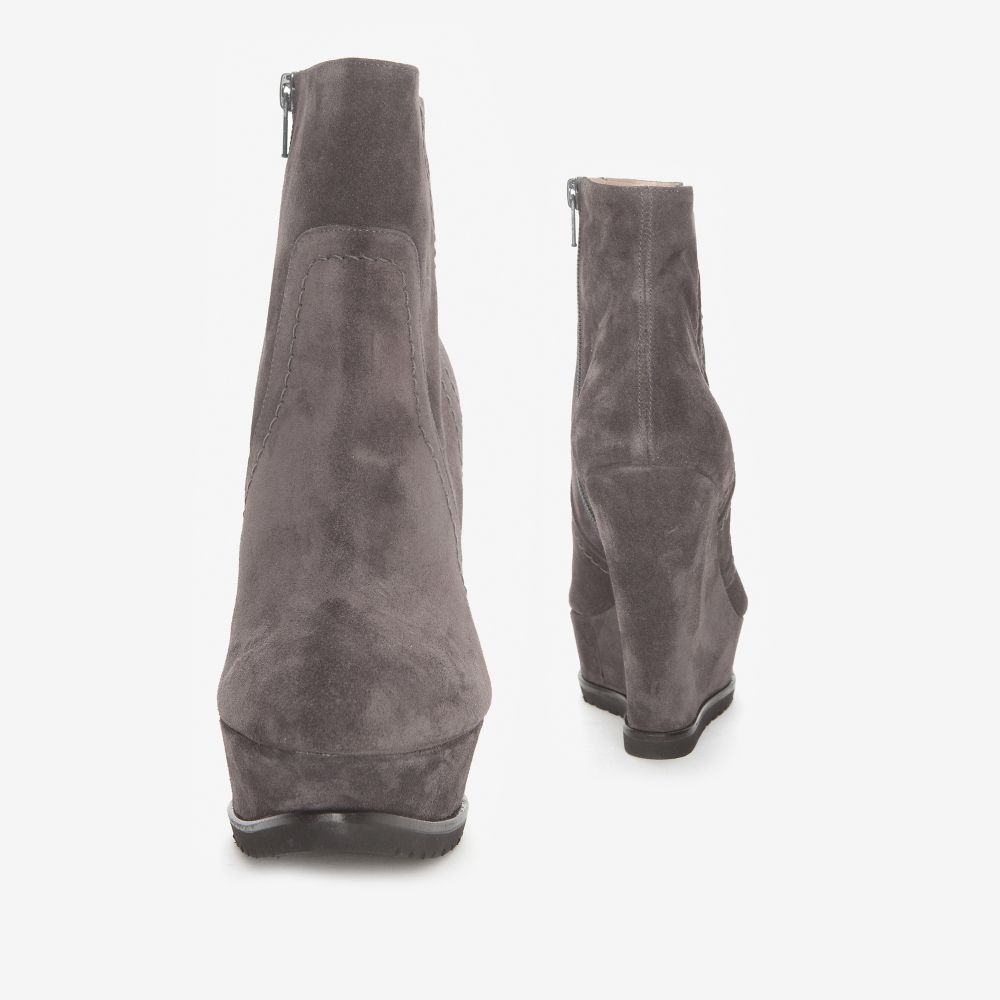 pura lopez wedges
