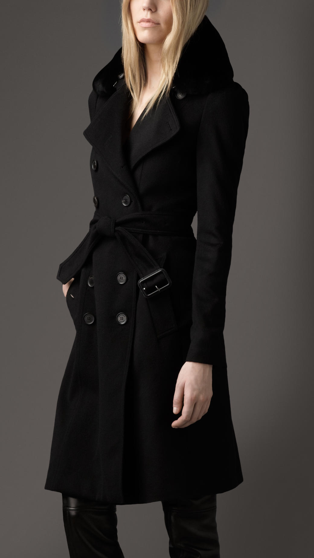 Long trench coat with fur collar Clearance