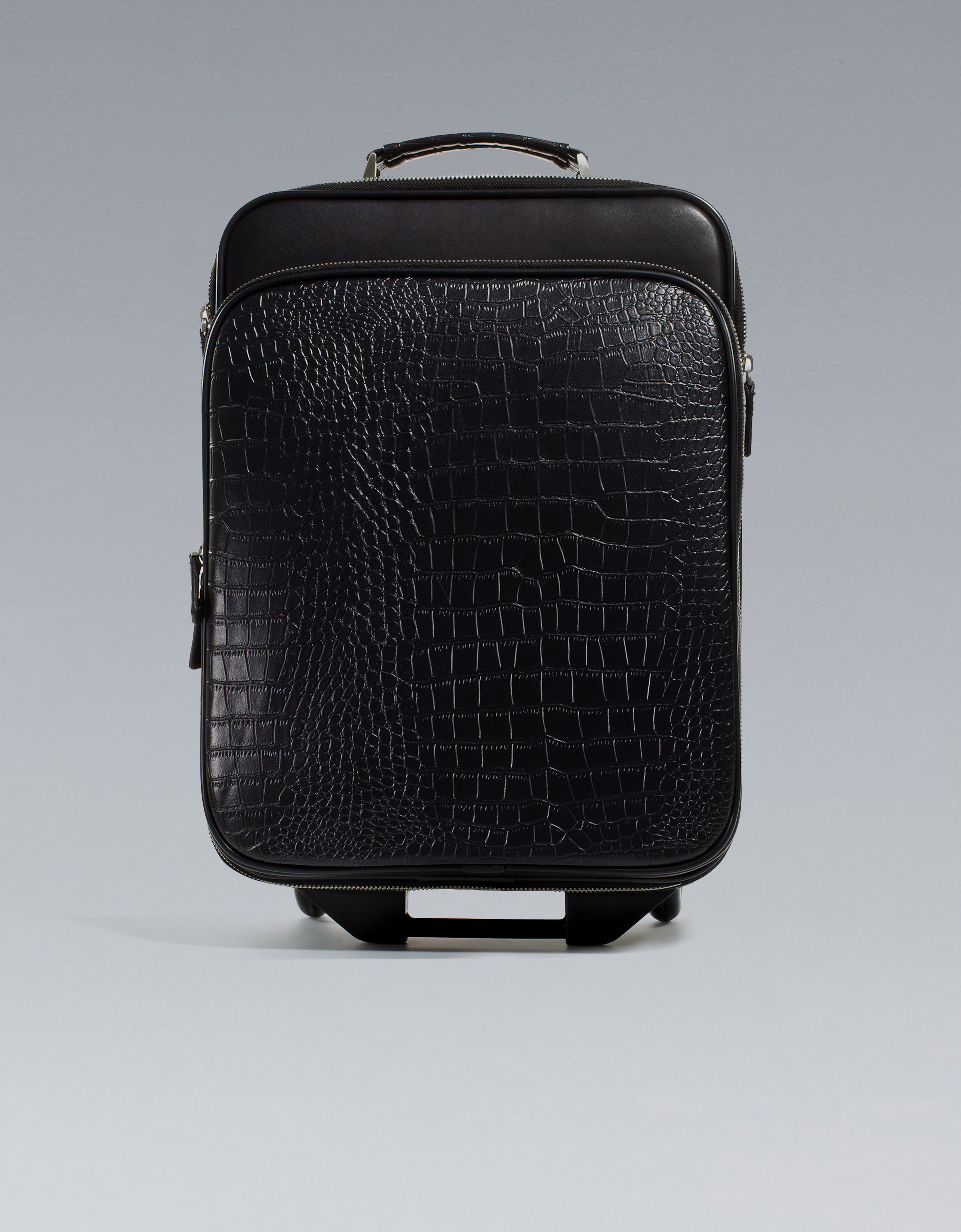 zarablackembossedsuitcaseproduct14506014401032007.jpeg 1.920×2.