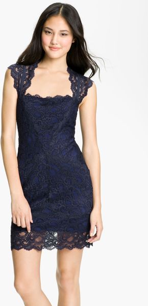 Nicole Miller Lace Fitted Cap Sleeve Lace Sheath Dress in Blue (indigo ...