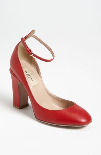 Valentino Tango Pump in Red | Lyst