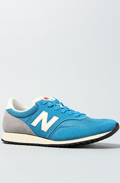 New Balance The 620 Sneaker in Blue Suede in Blue for Men | Lyst