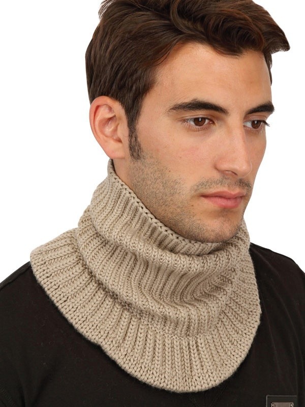 knitted neck scarf