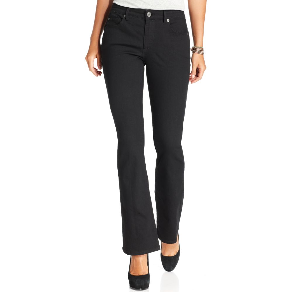 Lyst - Calvin Klein Jeans Curvy Bootcut Jeans in Black
