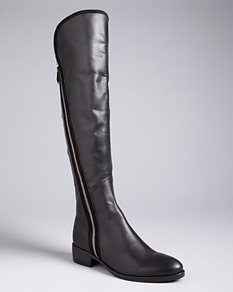 Donald J Pliner Tall Flat Boots Nova Side Zip in Black | Lyst