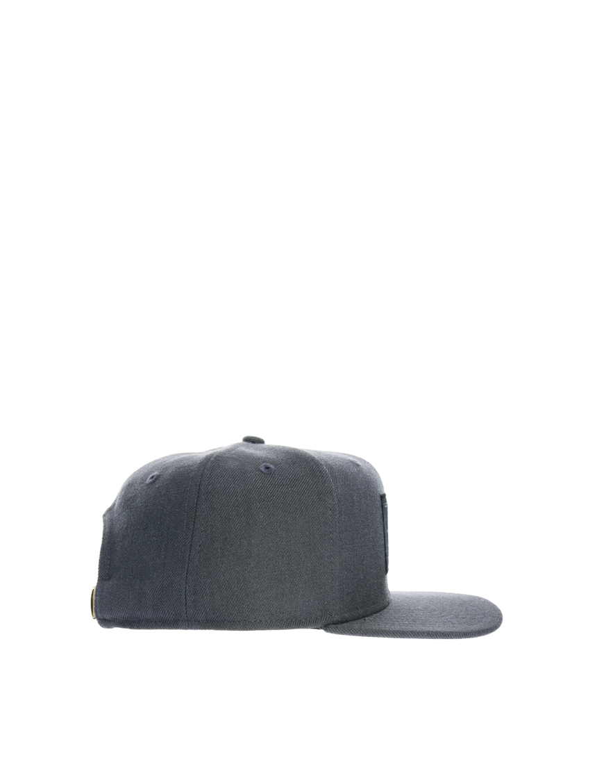 grey nike snapback
