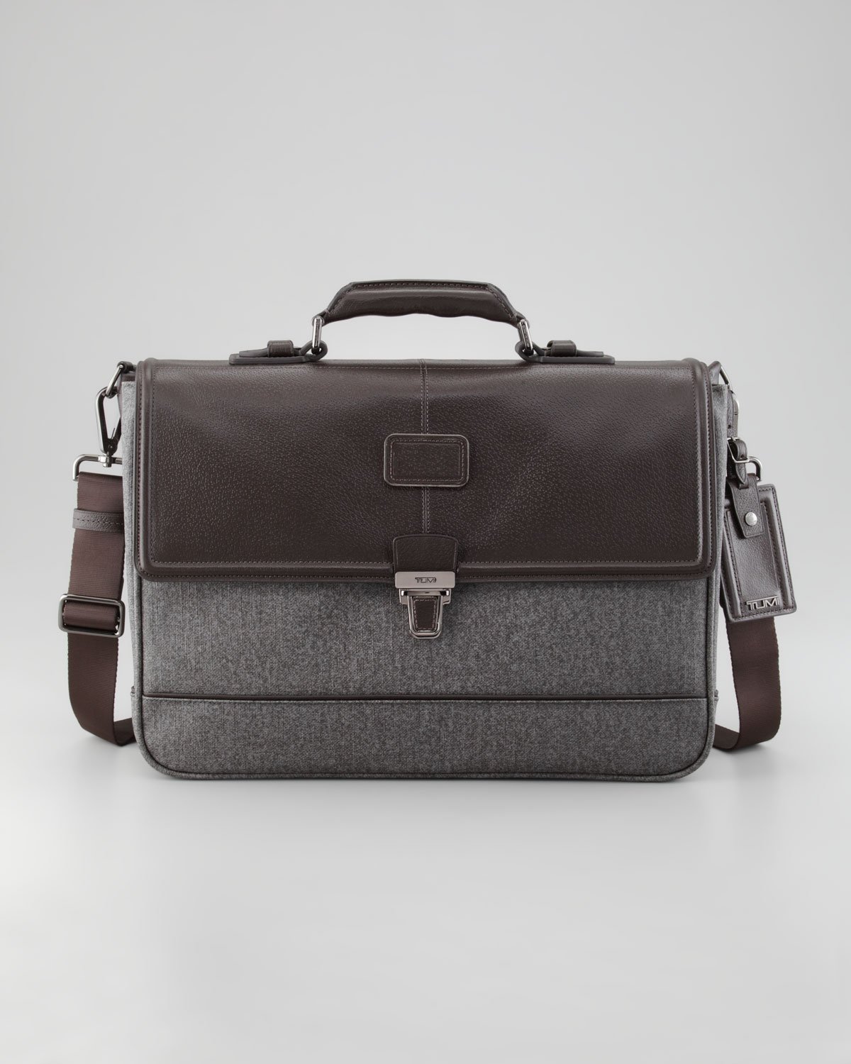 tumi document bag