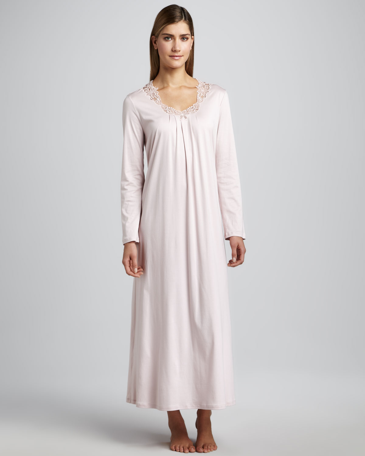 hanro long sleeve nightgown