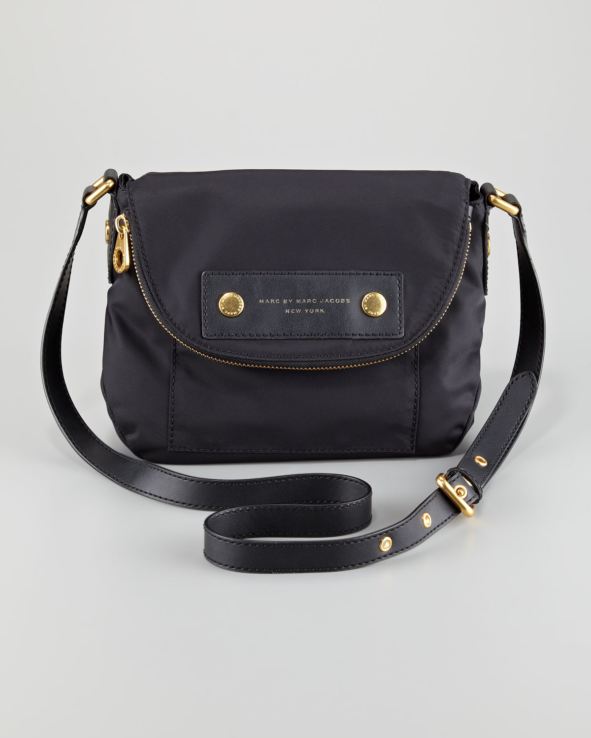 marc by marc jacobs crossbody