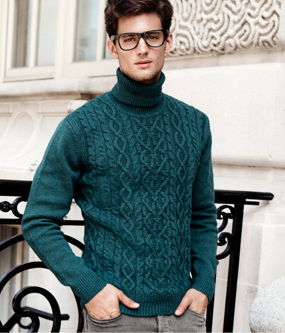 h&m green turtleneck