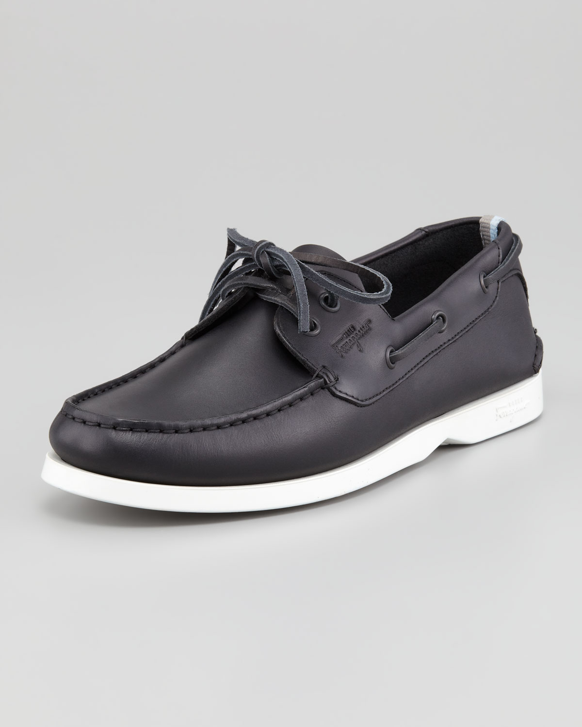 mens boat shoes navy blue