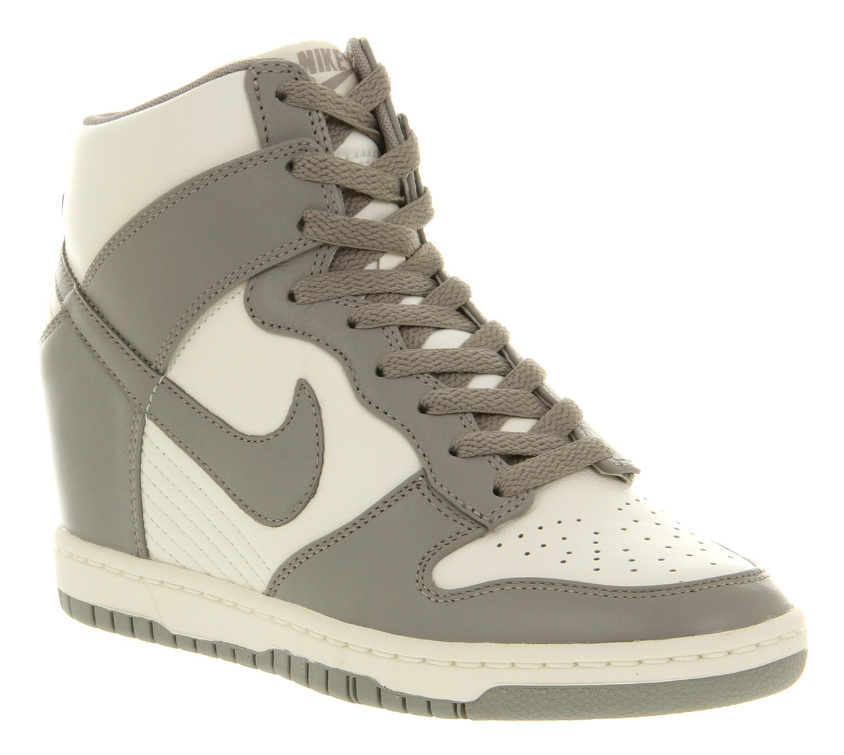 Nike Dunk Sky High-Top Trainers in White - Lyst