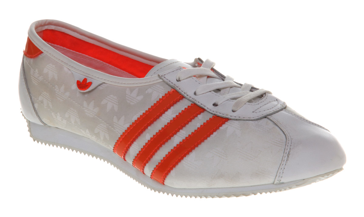 adidas country women