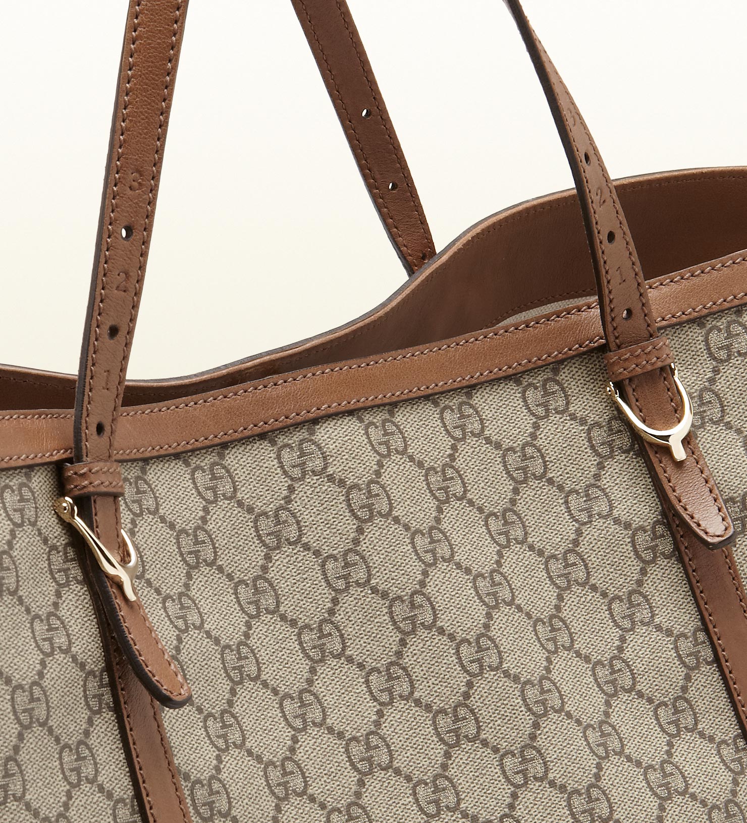 gucci nice gg supreme canvas tote