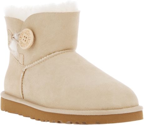 nude uggs