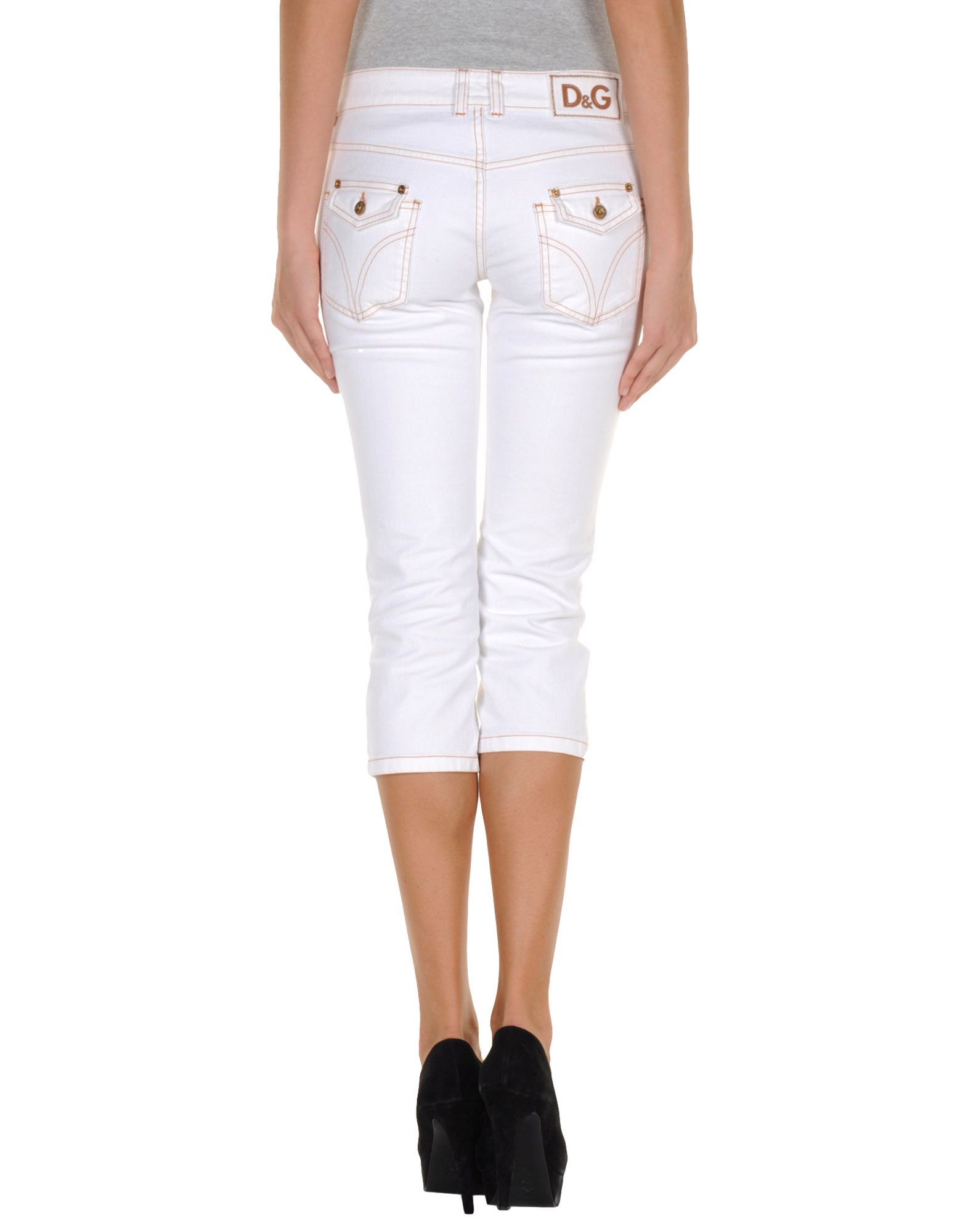 white cotton capris