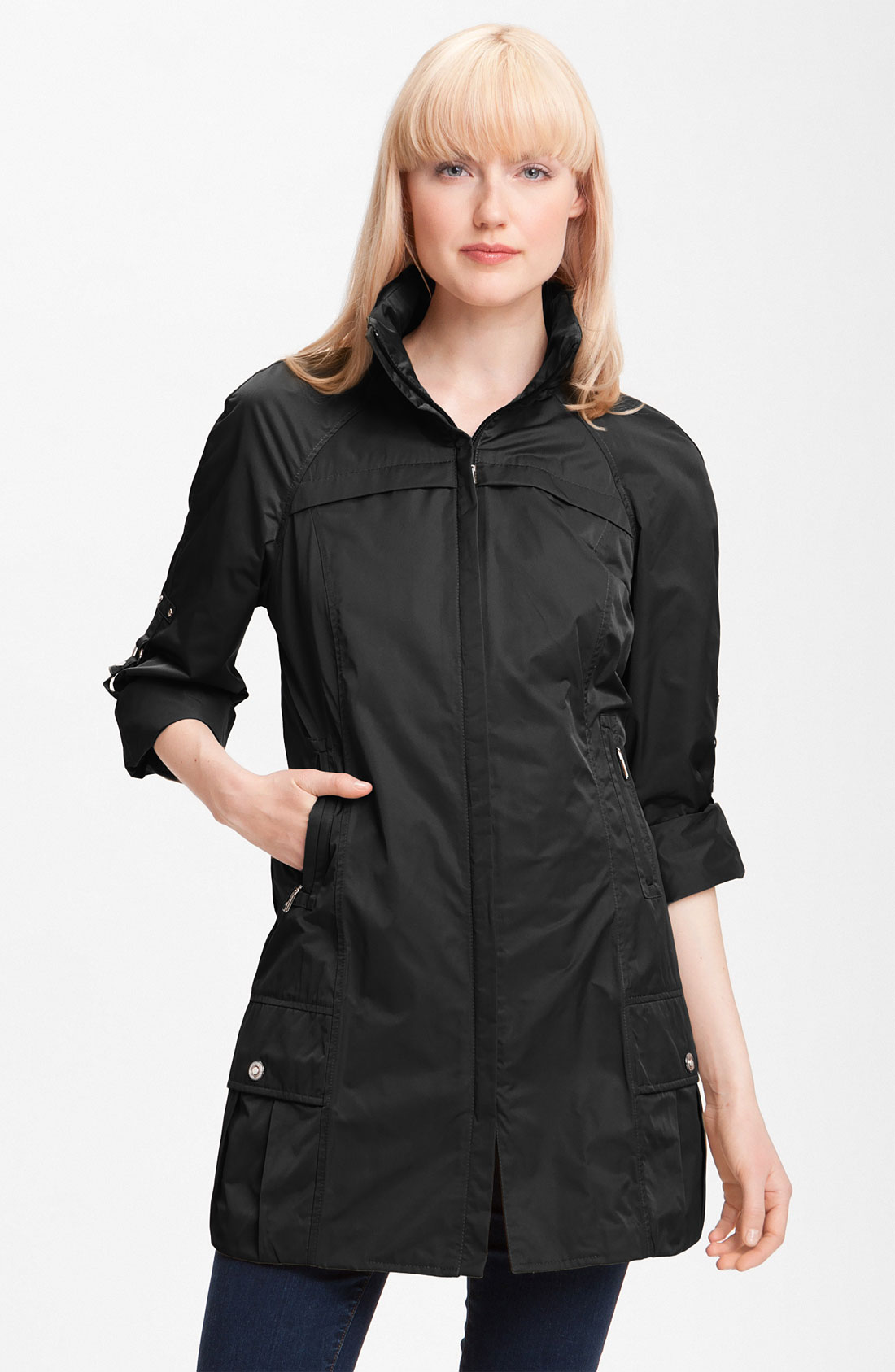 Rainforest Packable Roll Sleeve Anorak in Black Lyst
