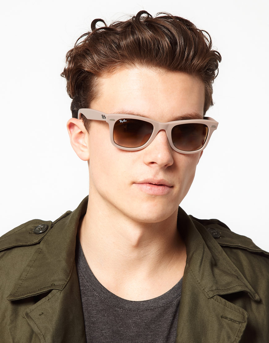 Ray-Ban Wayfarer Sunglasses in Natural for Men | Lyst