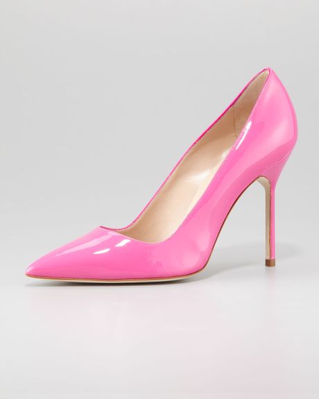 Manolo Blahnik BB Bright Patent Pointed Pump in Pink | Lyst