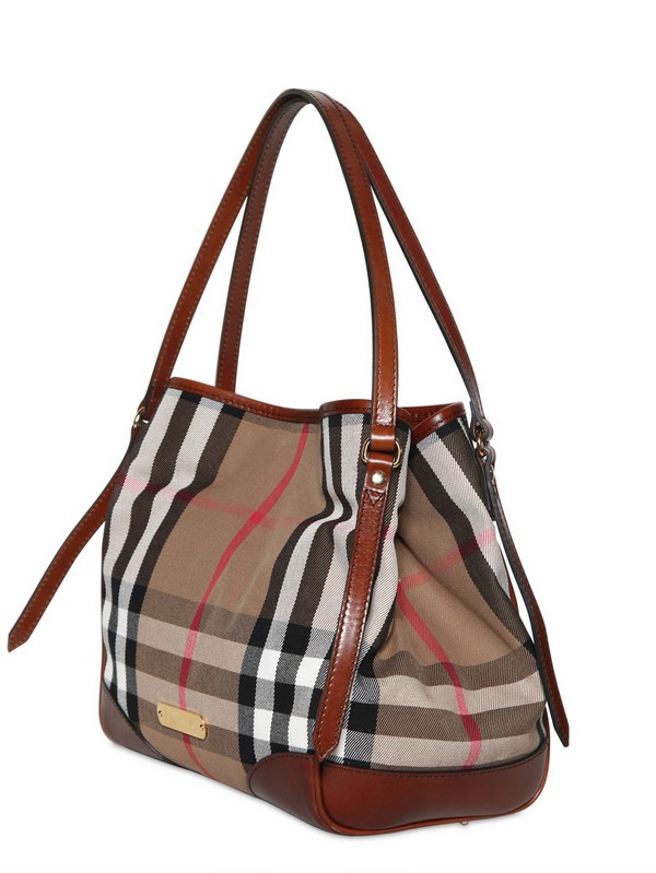 burberry medium check tote