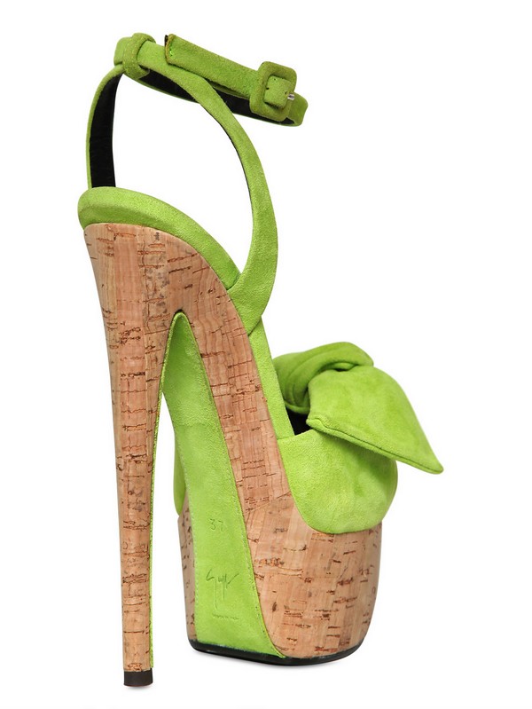 giuseppe zanotti green heels