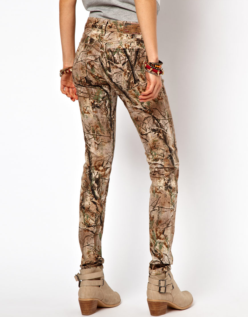 Ralph Lauren Woodland Print Skinny Jeans in Khaki (Natural) Lyst