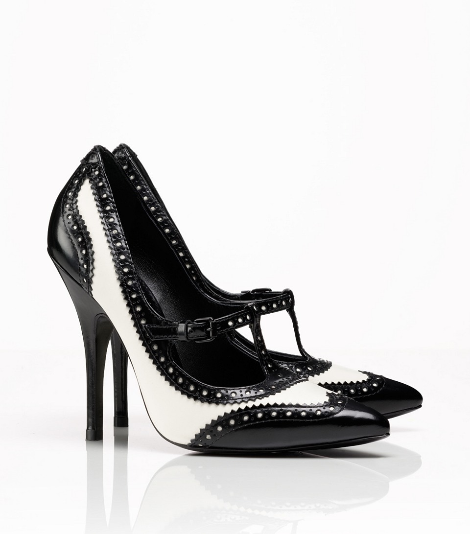 Tory Burch Everly High Heel Pump in Black | Lyst