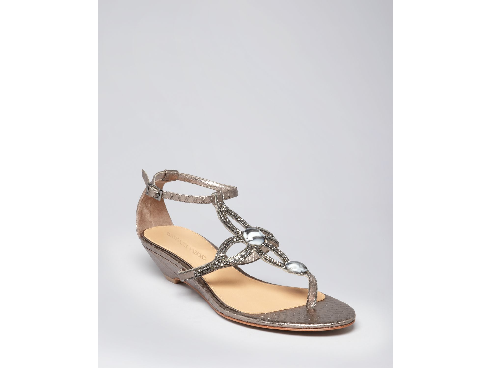 badgley mischka wedge sandals