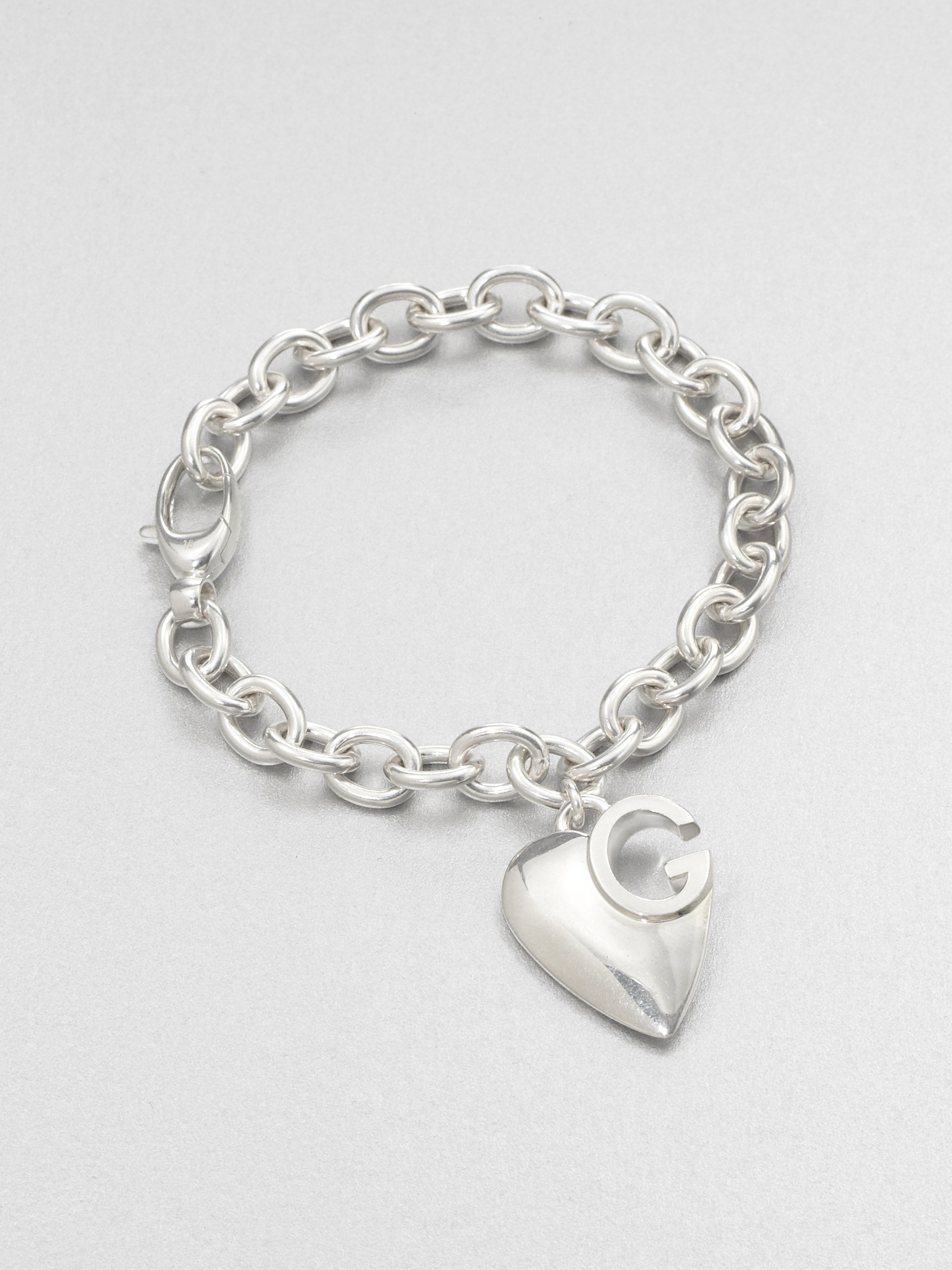 Gucci Sterling Silver Heart Charm Bracelet in Metallic | Lyst