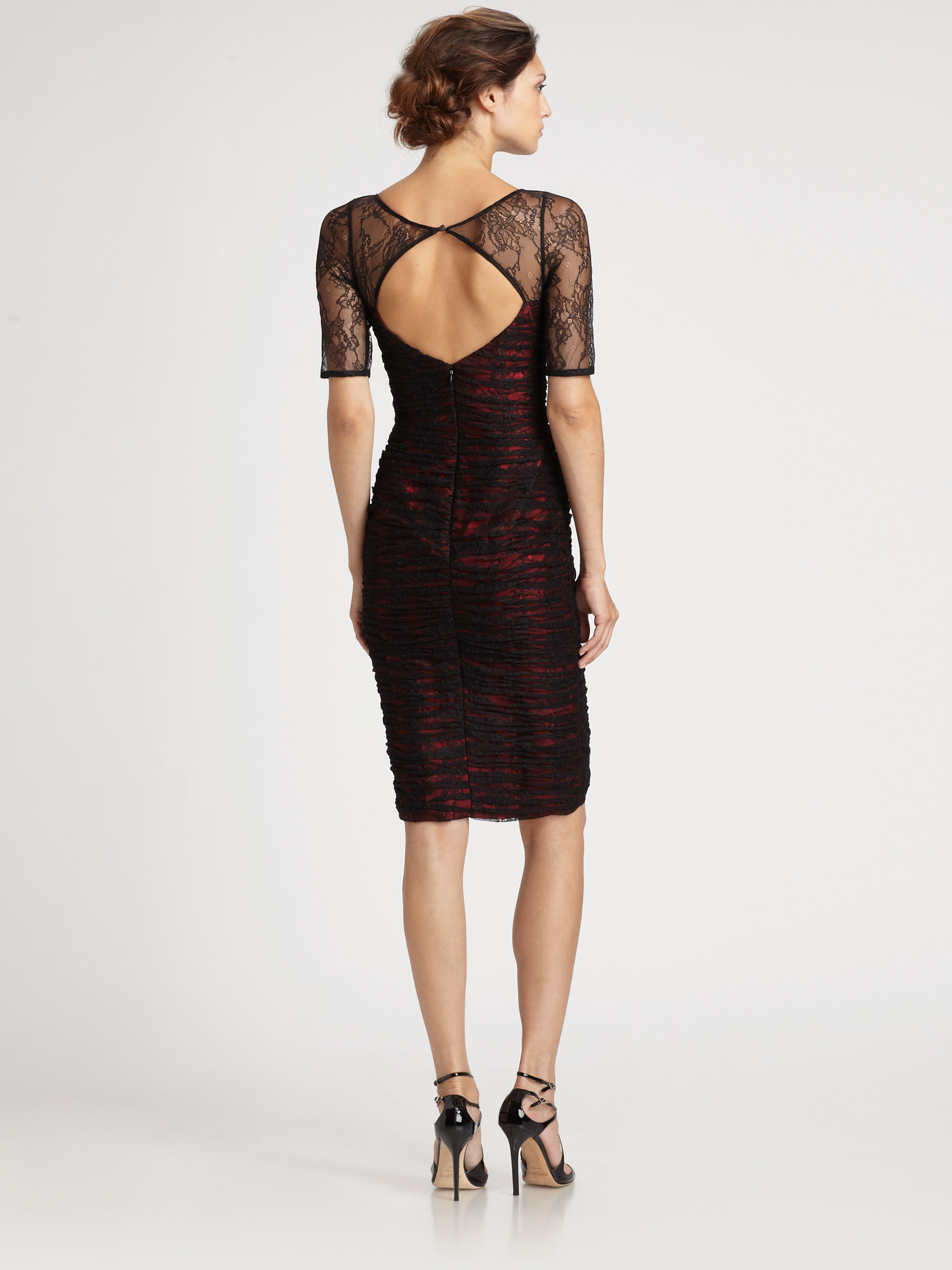 monique lhuillier red gown