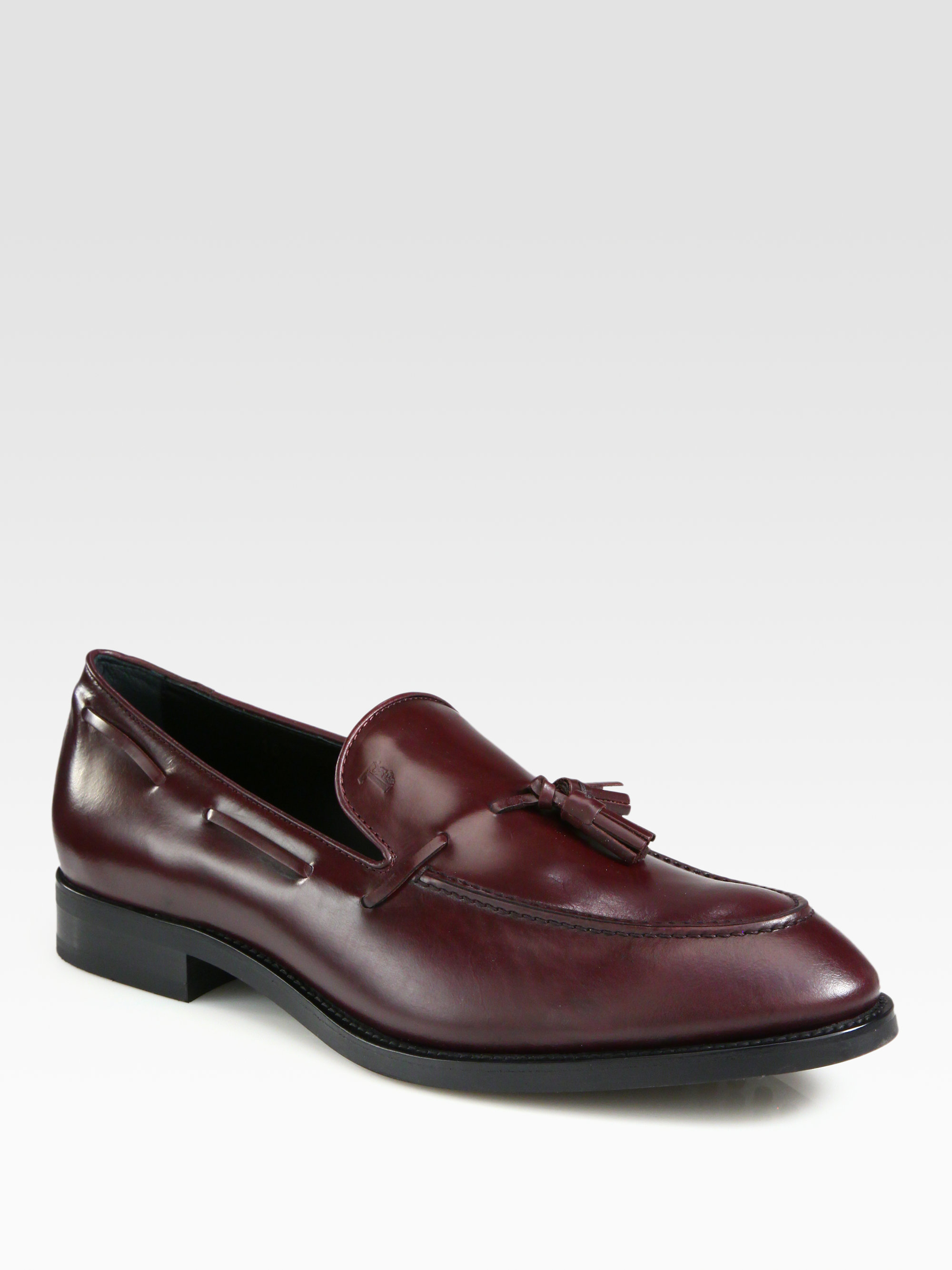 tods tassel loafers
