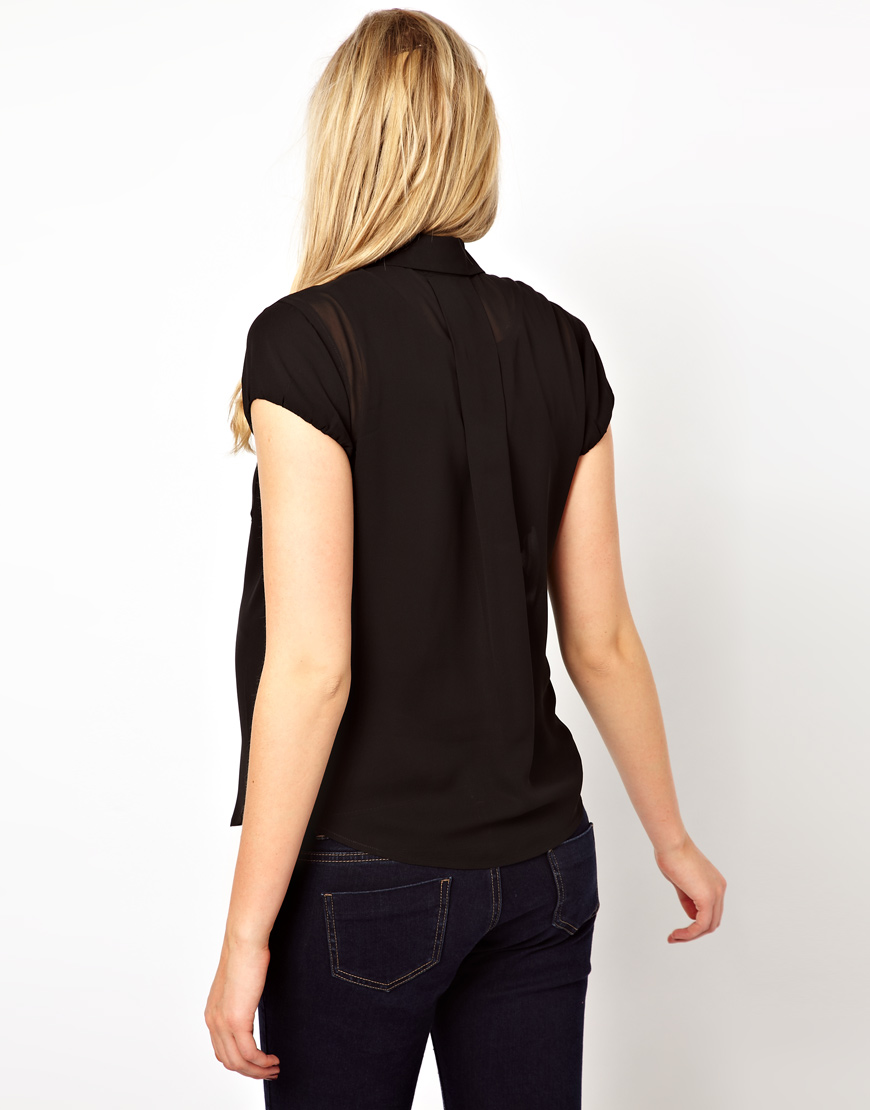 white peter pan blouse