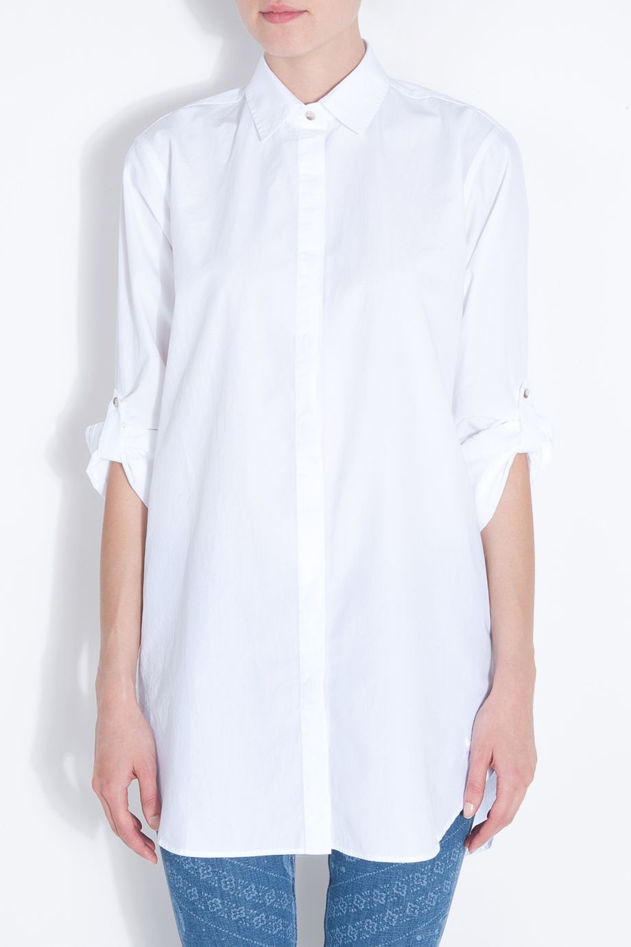 oversized white shirt with jeans