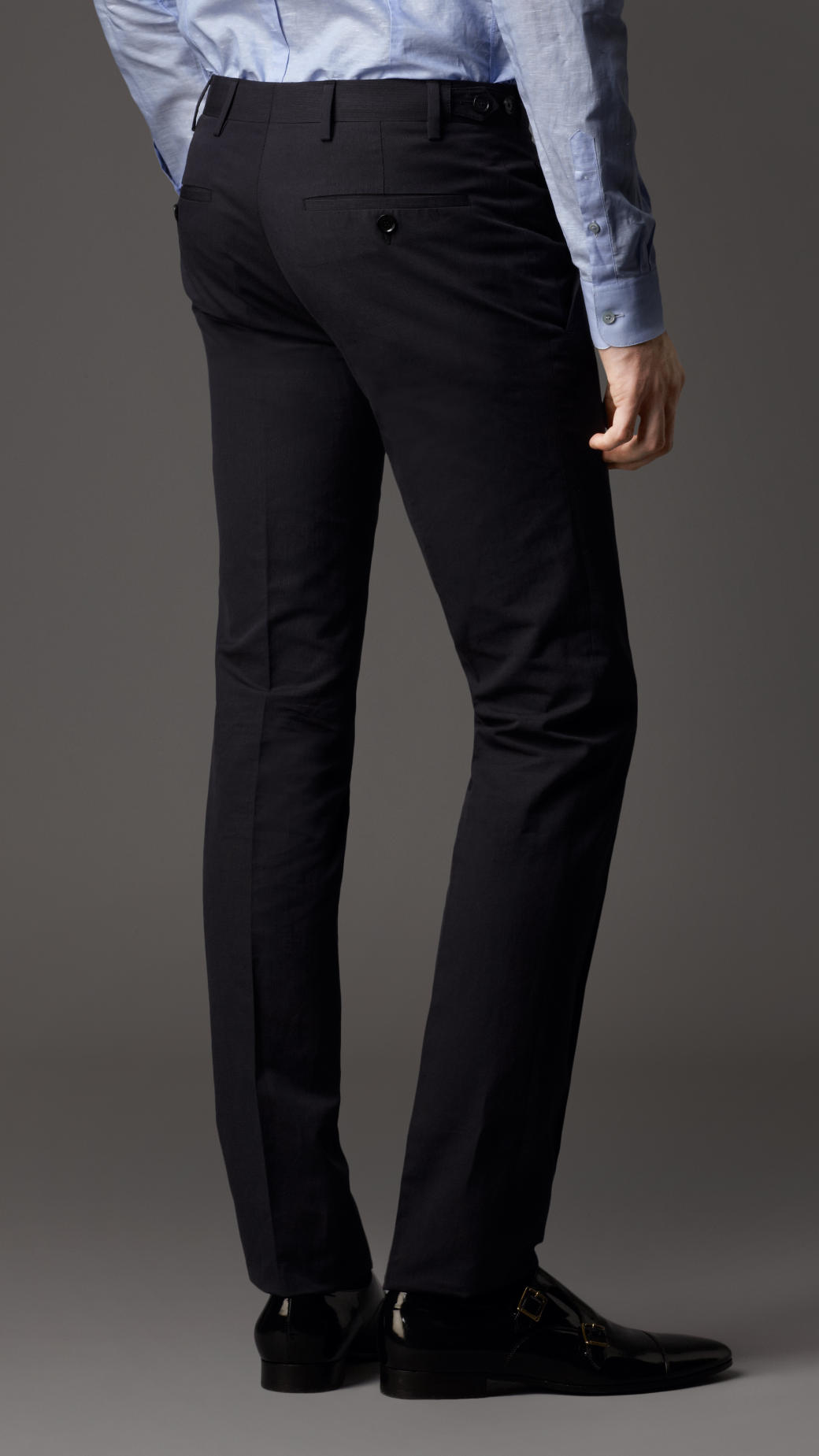Burberry Slim Fit Cotton Linen Trousers in Navy (Blue) for Men - Lyst