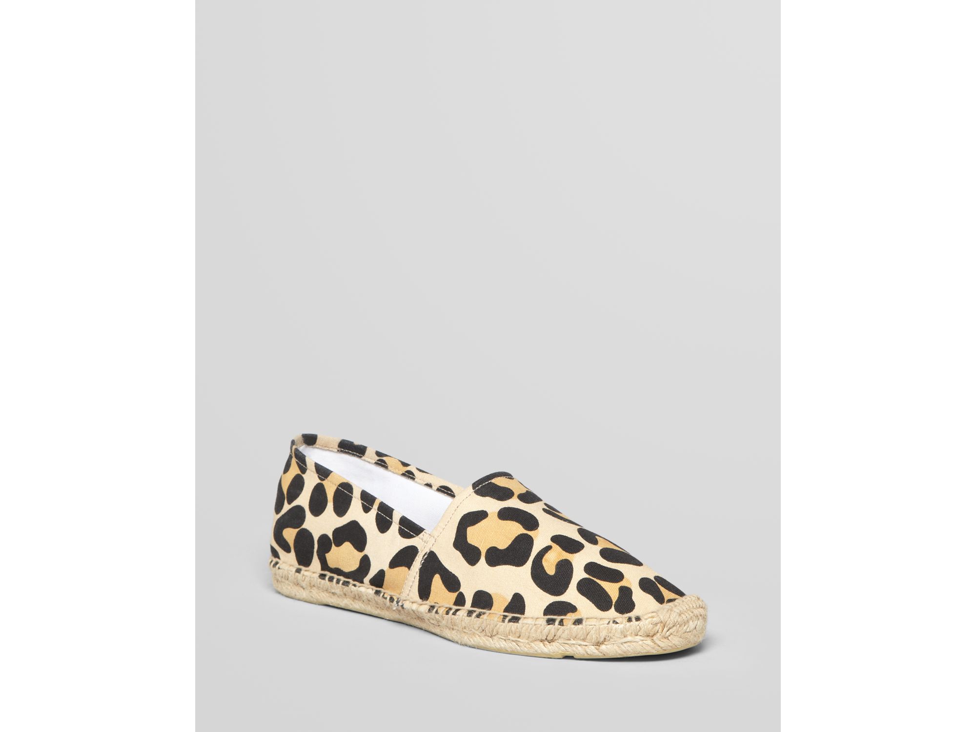 enzo angiolini leopard flats