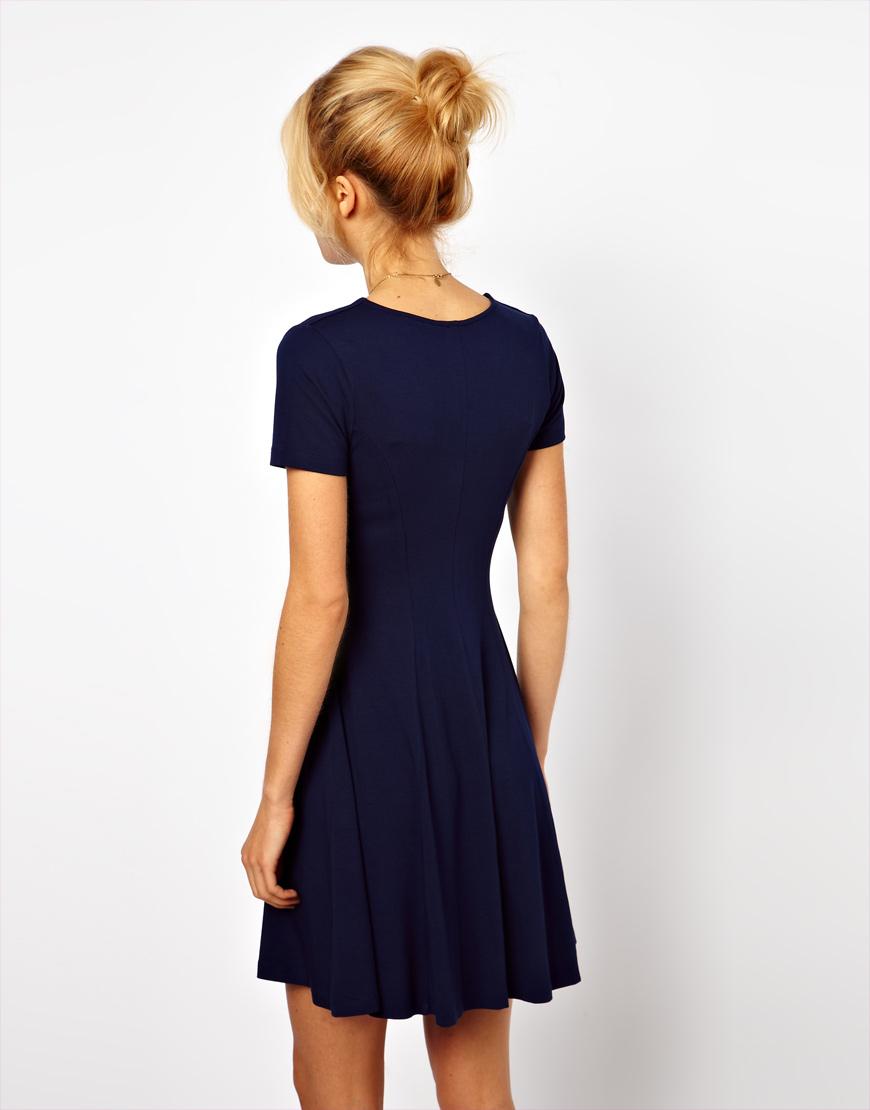 Asos Collection Skater Dress With V Neck And Short Sleeves In Red Lyst