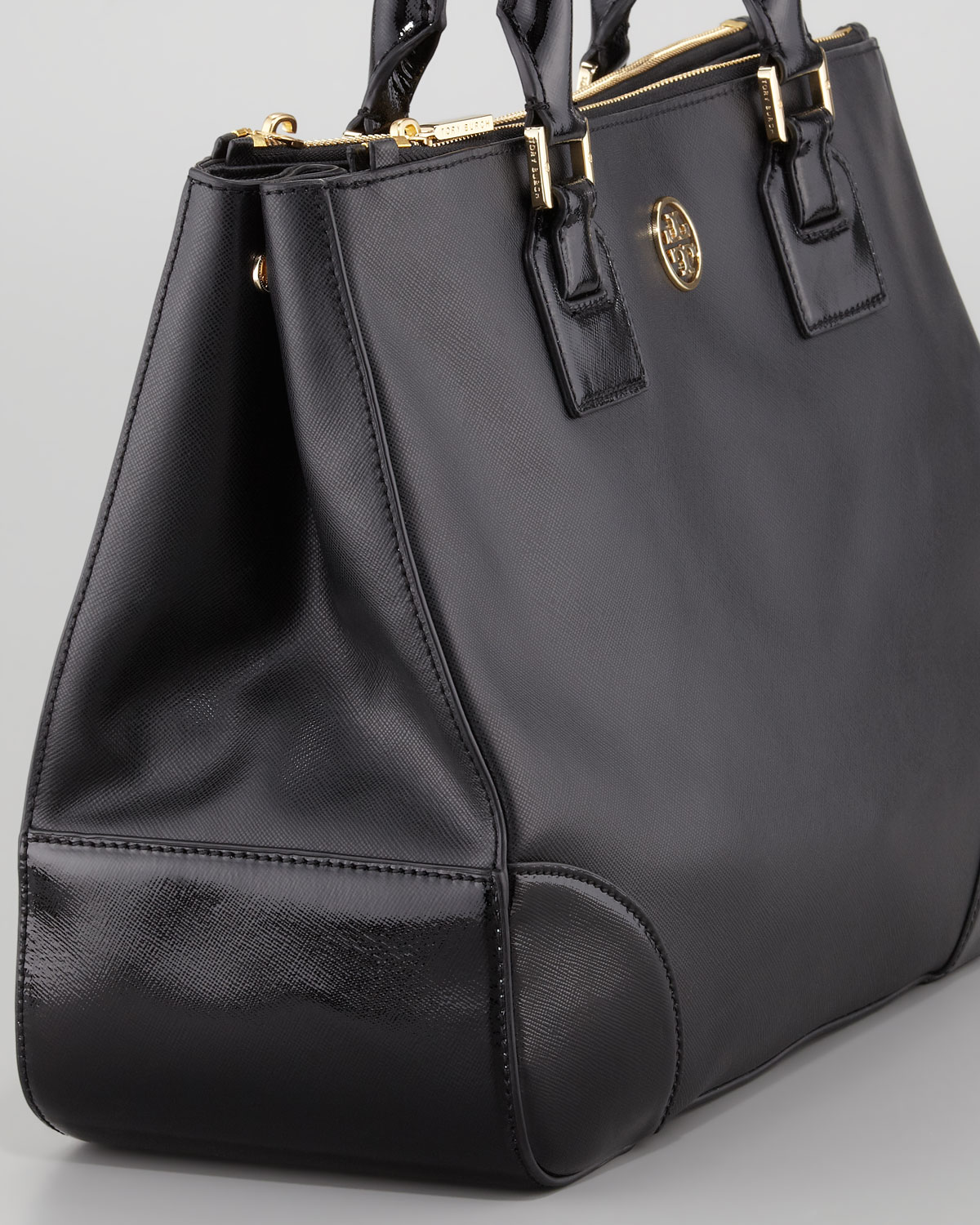 tory burch black robinson tote