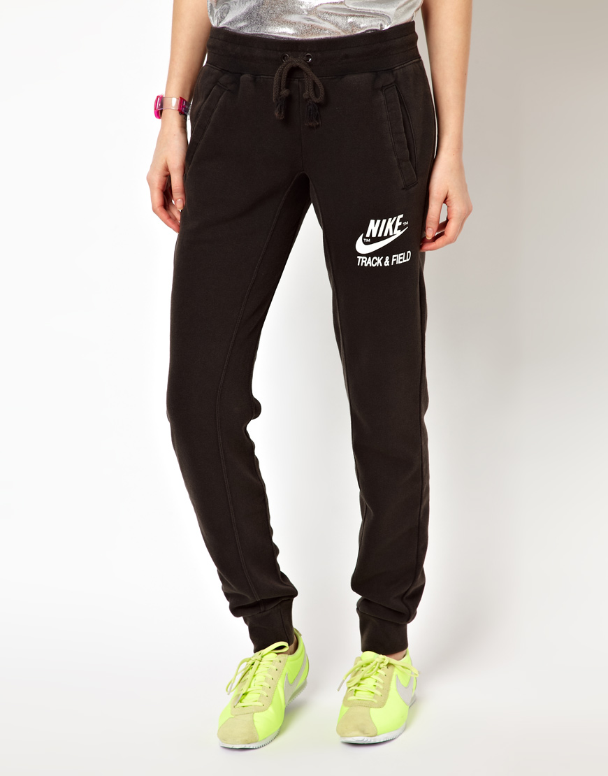 Nike Track Field Sweat Pants in Black | Lyst