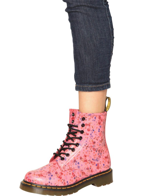 dr martens pink flowers