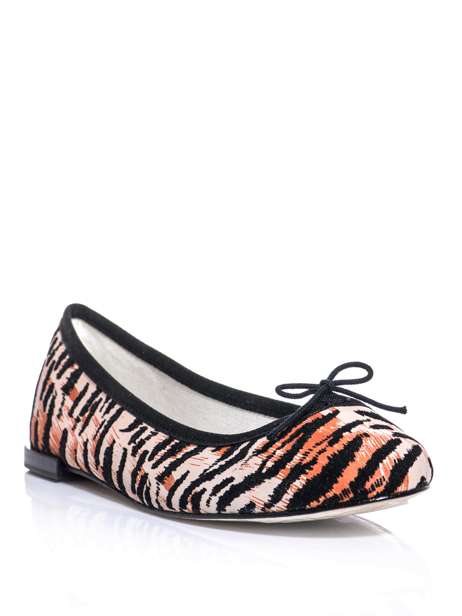 Repetto Tigerprint Flat Shoes - Lyst