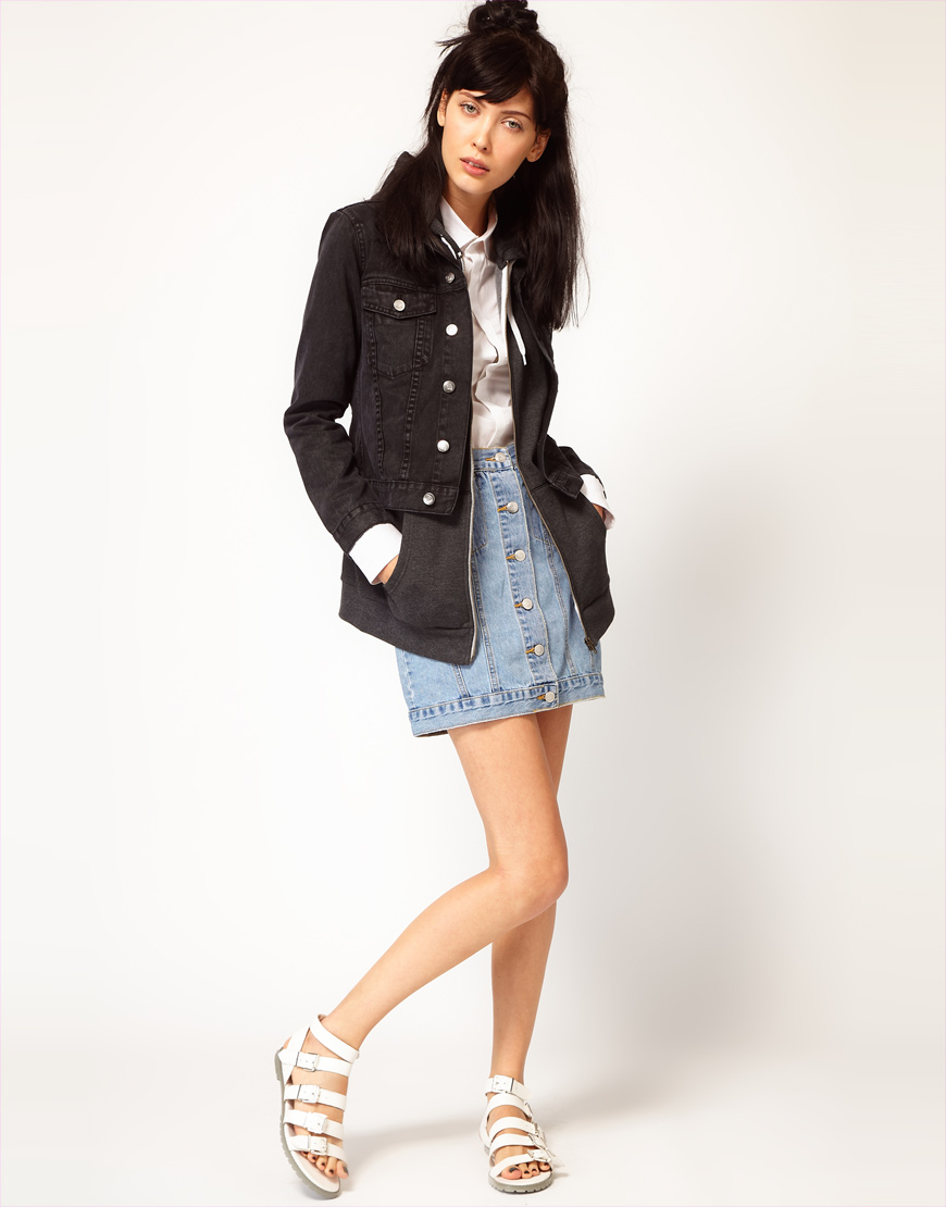 Shop by category Shop coats & jackets right here at Missguided and prepare to look hot when the weather's not. With great prices available, there's no better place to shop.