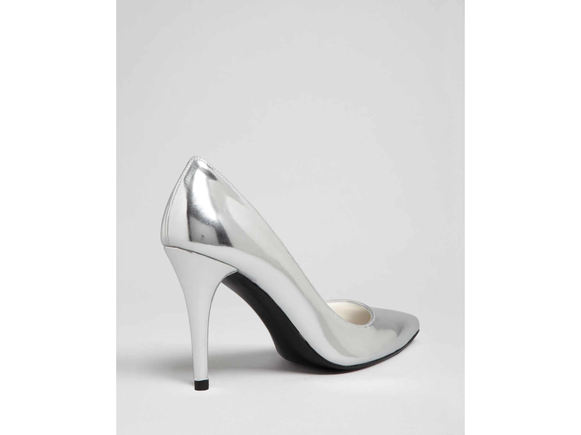 Stuart Weitzman Pointed Toe Pumps Daisy High Heel in Silver (Metallic) - Lyst